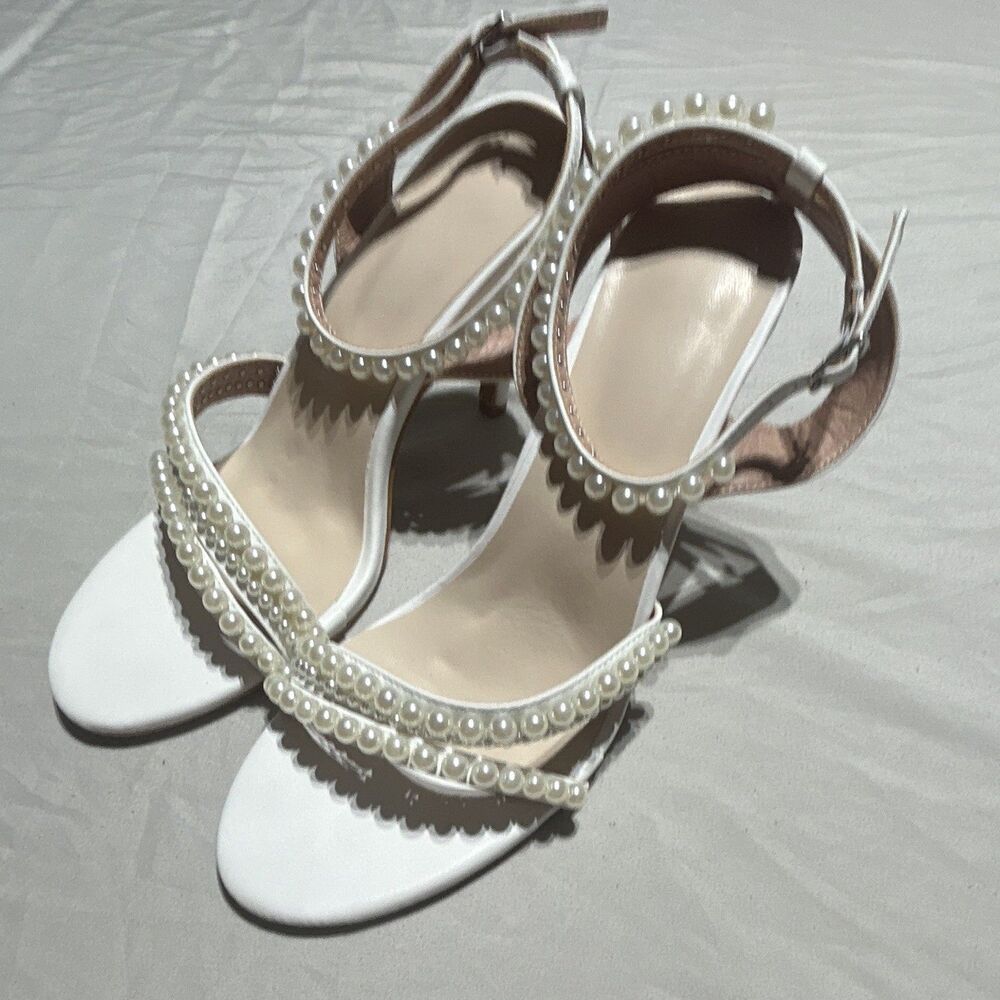 White Pearl Strappy Stiletto Sandals Faux Pearl Ankle Strap Heel Womens Size 9.5